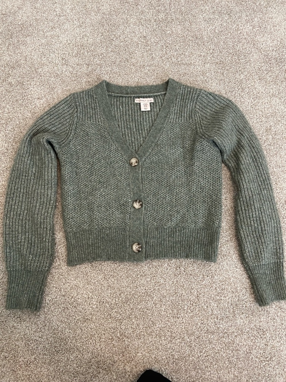Sincerely Jules Olive Green V-Neck Cropped Button Cardigan XS 🤍💚